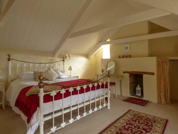 Meadowside Cottage, Characterful Grade 2 Listed Cottage Near To Wadebridge And Padstow Eksteriør billede