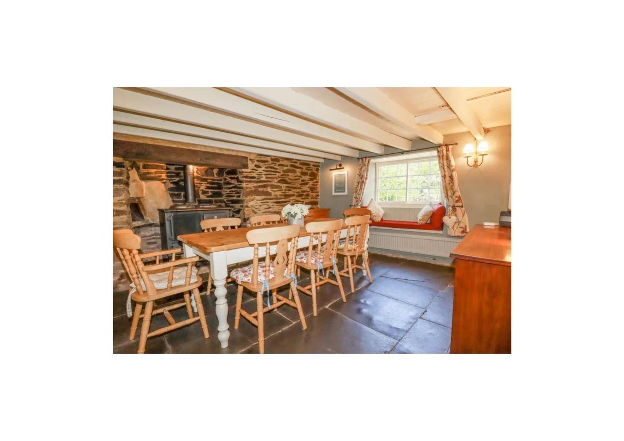 Meadowside Cottage, Characterful Grade 2 Listed Cottage Near To Wadebridge And Padstow Eksteriør billede