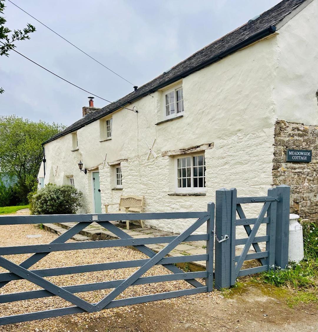 Meadowside Cottage, Characterful Grade 2 Listed Cottage Near To Wadebridge And Padstow Eksteriør billede